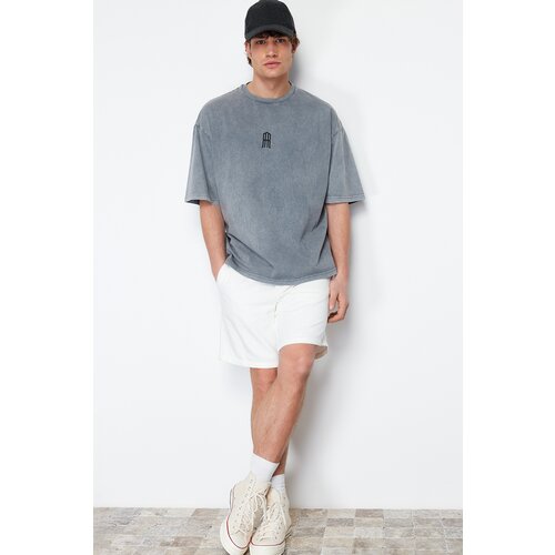 Trendyol Men's Gray Oversize/Wide-Fit Antiqued/Faded Effect 100% Cotton T-shirt Slike