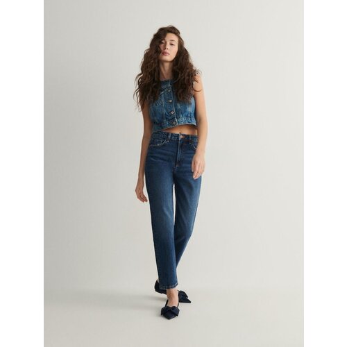 Reserved kavbojke mom fit slim - mornarsko modra Cene