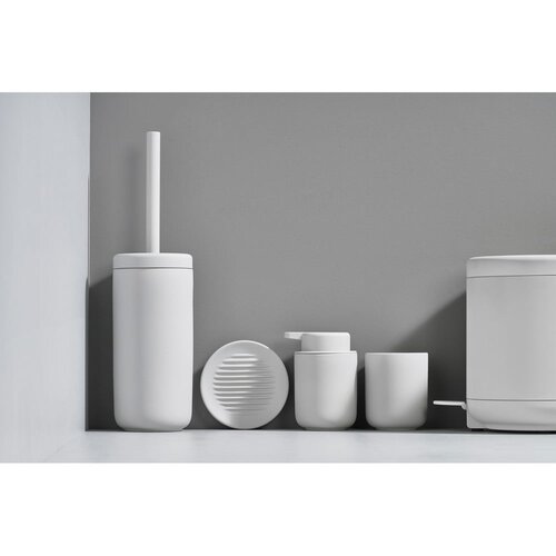 Zone Svetlo siv keramičen podstavek za milo Soft Grey Slike