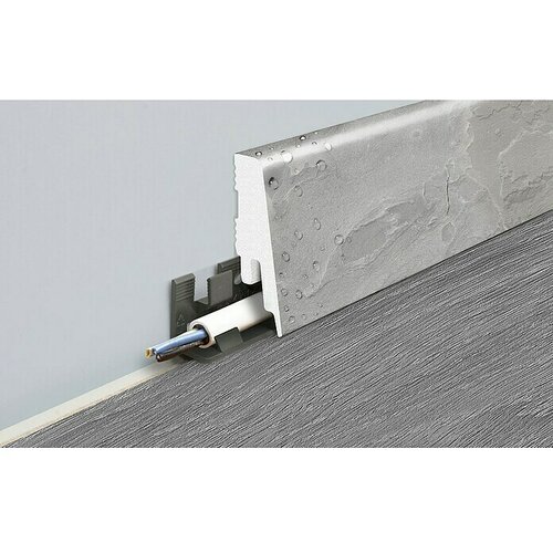 LOGOCLIC Podna kutna lajsna K58 C SILVER LINING (2,4 m x 18 mm x 58 mm, Ravni oblik) Cijene