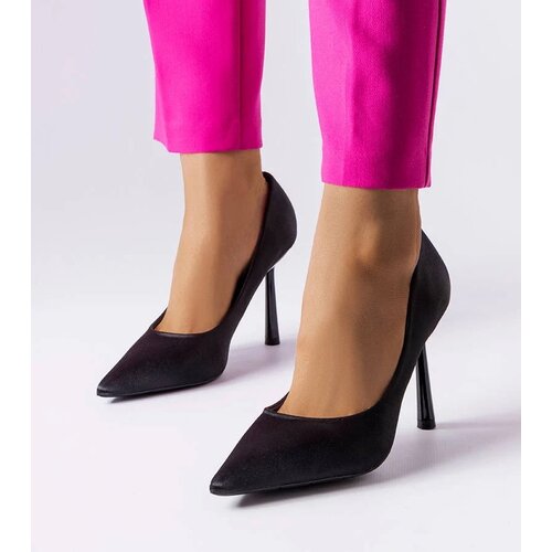 D/CEO Black classic high heels Hyirnar Slike