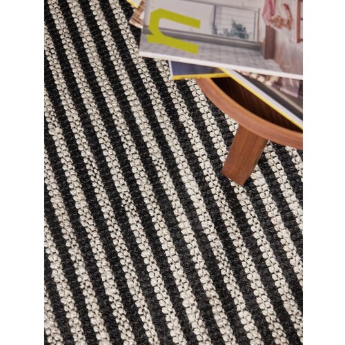 Elle Decoration Črna ročno tkana preproga iz jute 160x230 cm Harvest Ebony &amp;ndash; Slike
