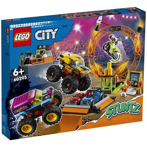 Lego City Stunt arena za kaskaderske predstave 60295 Slike