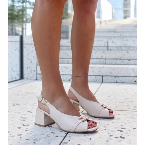 D/CEO Yellow sandals Dolores Cene