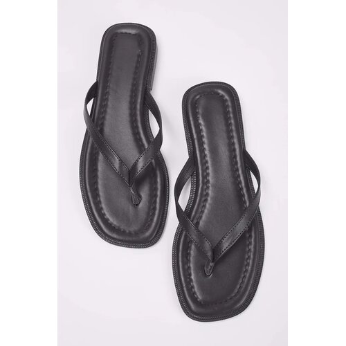 Trendyol Shoes ženske japanke Takss25Te00071, crne Cene