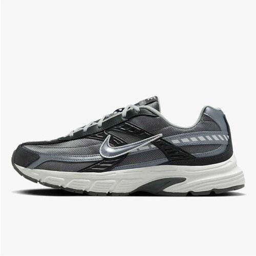 Nike initiator sc Cene