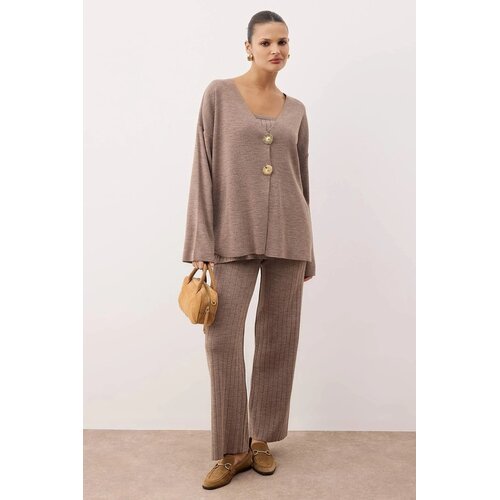 TRENDYOLMILLA ženski set bluza-jakna-pantalone Twoaw26Au00062, taupe-bež Cene