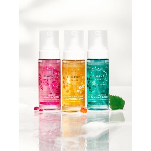 Lumene HELL&amp;Auml; Moisturizing vlažilna čistilna pena za suho kožo 150 ml Slike