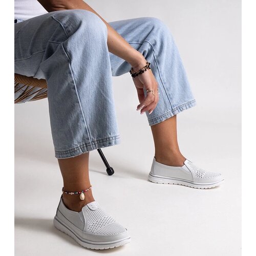 D/CEO White trainers Justar Cene