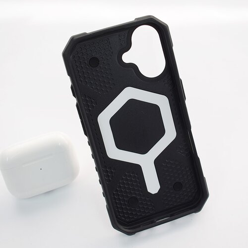  Maska UAG Pathfinder Mag Case iPhone 16 crna Cene