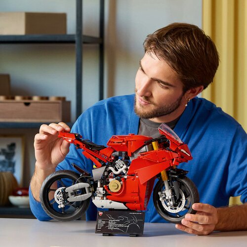 Lego Ducati Panigale V4 S motocikl ( 42202 ) Slike