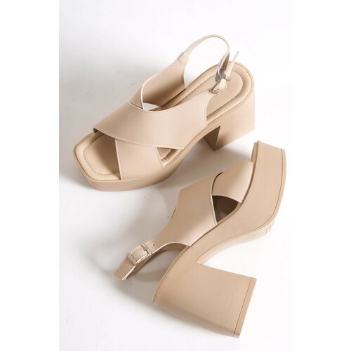 Capone Outfitters High Heels - Beige - Block Cene