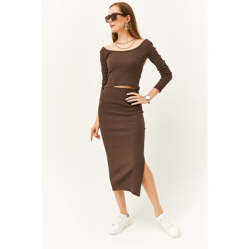 Olalook Women's Bitter Brown Open Collar Long Sleeved Blouse and Slit Skirt Set Slike
