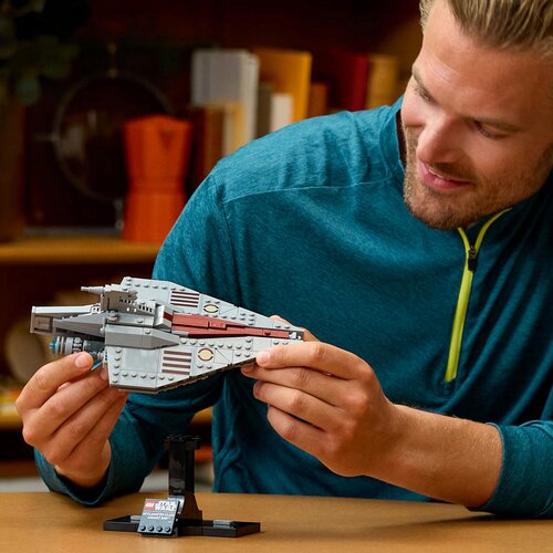 Lego Star Wars juri&amp;scaron;ni brod klase Acclamator 75404 Slike