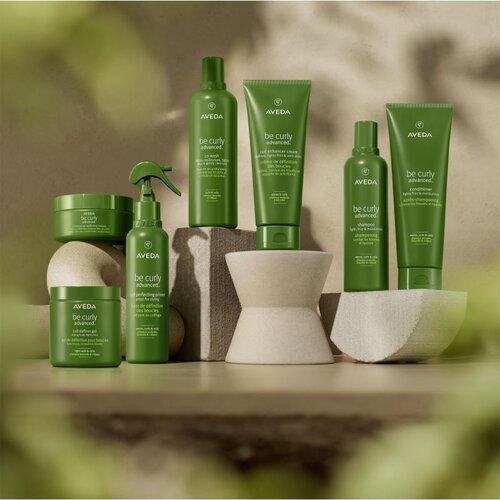 Aveda Be Curly Advanced&amp;trade; Shampoo &amp;scaron;ampon za kodraste in valovite lase 250 ml Slike