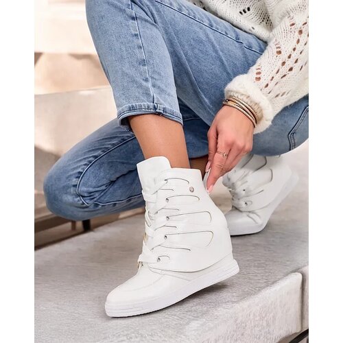 Resti Women&amp;#039;s sporty boots on a Pamstinsa heel Slike