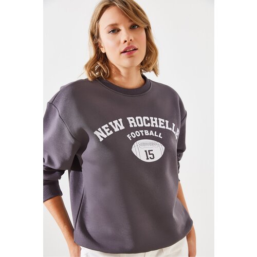 Bianco Lucci Women's Triple Thread Raised Rochelle Text Printed Sweatshirt MBHS001 Cene