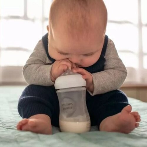 Philips avent plastična fla&amp;scaron;ica natural response 260ml, 1m+ Slike