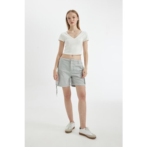 Defacto Cool Regular Fit Normal Waist Short Leg Gabardine Shorts Slike