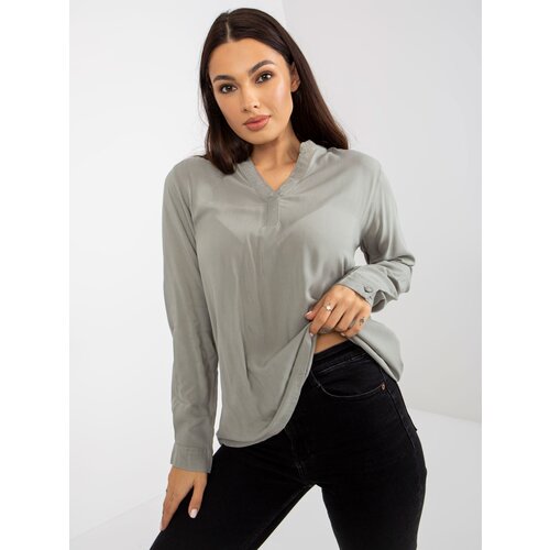 Fashion Hunters Light green plain V-neck SUBLEVEL blouse Cene