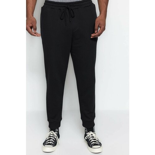 Trendyol Black Men's Large Size Comfortable Basic Slim Elastic Leg Plus Size Sweatpants Cene