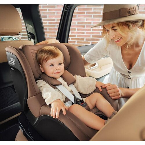 Britax Romer dječja autosjedalica dualfix&amp;trade; 5z 360&amp;deg; i-size (61-105 cm) lux warm caramel Slike