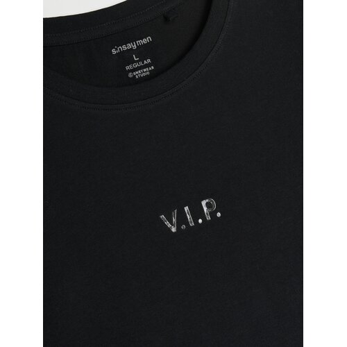 Sinsay Pamučna majica s natpisom &amp;quot;V.I.P.&amp;quot; Slike