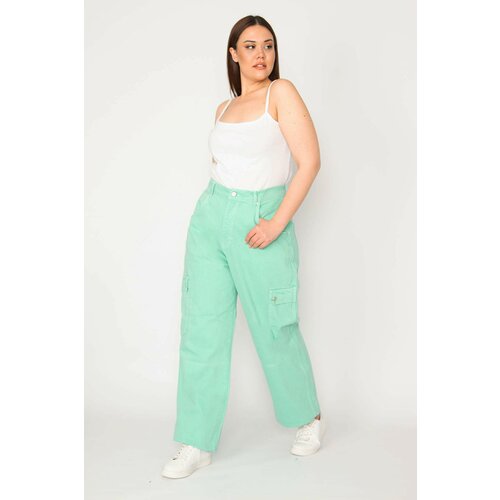Şans Women's Plus Size Green Cargo Pocket Jean Pants Slike