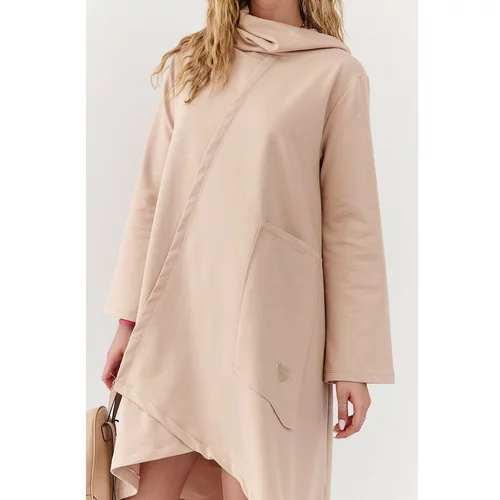 Fasardi A trapezoidal beige dress with a wide turtleneck