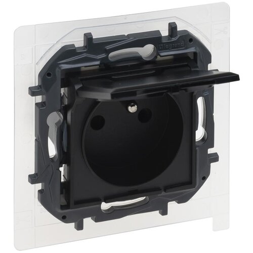 Legrand Spoljna utičnica bez okvira 250V/16A NILOE STEP IP44 crna Slike