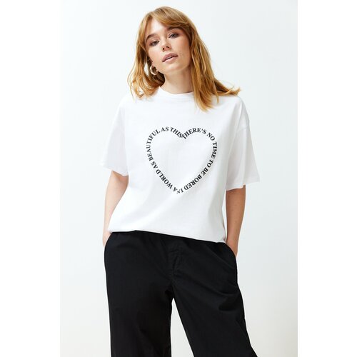 Trendyol White 100% Cotton Heart Motto Printed Oversize/Casual Fit Knitted T-Shirt Slike