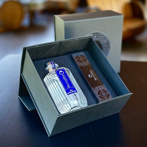 Berryshka elegance box – bio wonderland Cene