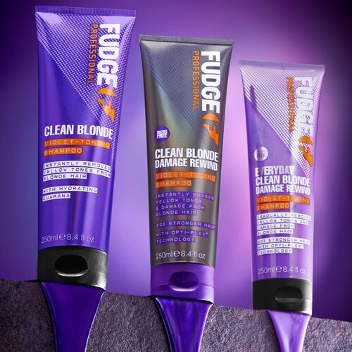 Fudge Everyday Clean Blonde Damage Rewind Shampoo nežni &amp;scaron;ampon za vsakodnevno uporabo za blond lase in lase s prameni 250 ml Slike