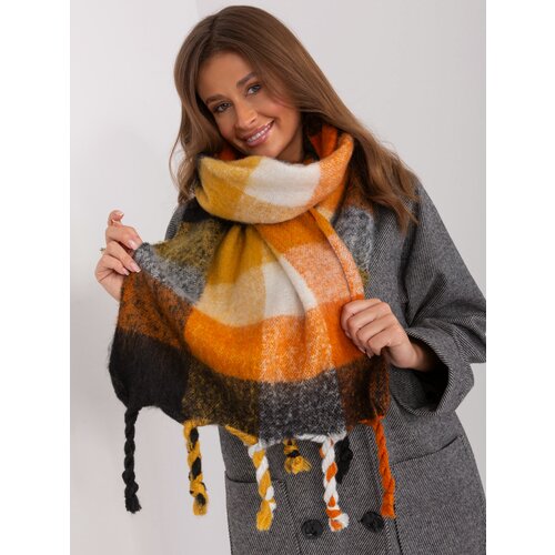Fashion Hunters Warm black-orange women's checkered scarf Cene