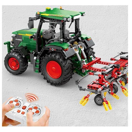 MEGA kockice traktor na daljinski Slike