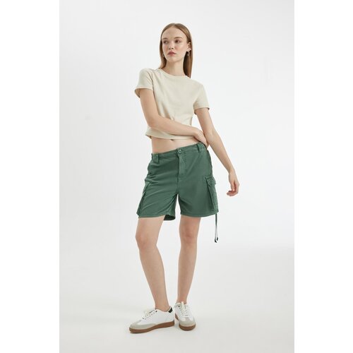 Defacto Cool Regular Fit Normal Waist Short Leg Gabardine Shorts Slike