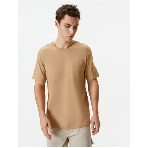 Koton Basic T-Shirt Pocket Detailed Crew Neck Short Sleeve Cotton