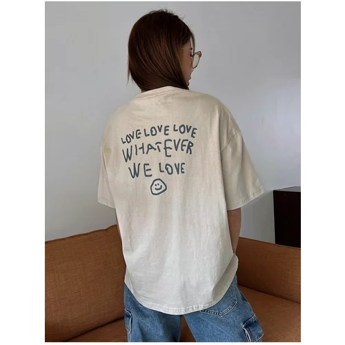 K&H TWENTY-ONE Women's Beige Love Love Love Printed Oversized T-shirt.