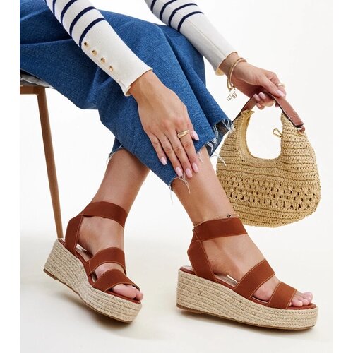 D/CEO Yellow sandals Dolores Cene