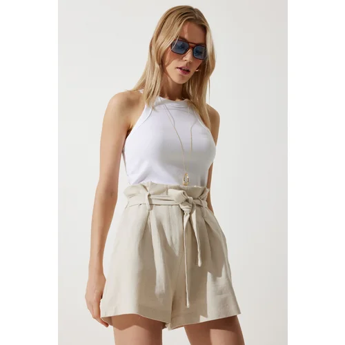  Women's Cream High Waist Belted Linen Shorts