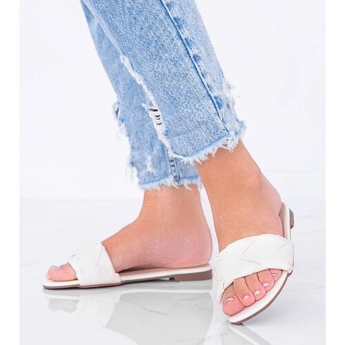 D/CEO Beige slides Iren Slike