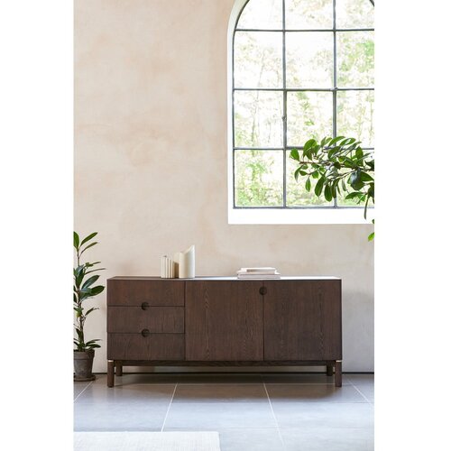Unique Furniture Temno rjava nizka komoda v hrastovem dekorju 160x73 cm Arun &amp;ndash; Slike