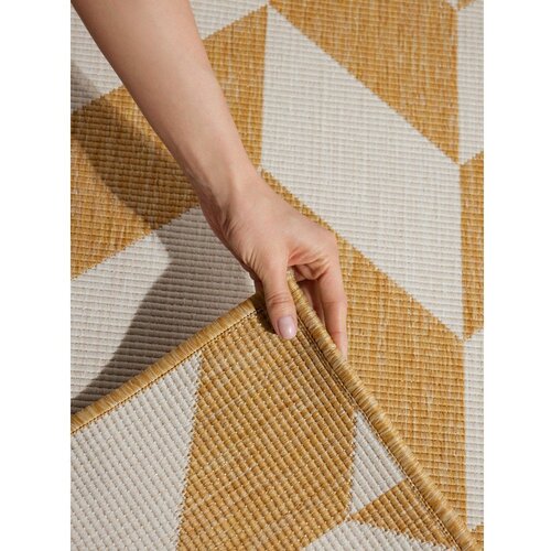 Ted Baker Oker rumena/kremno bela notranja in zunanja preproga 120x170 cm Haringey Terrick &amp;ndash; Slike