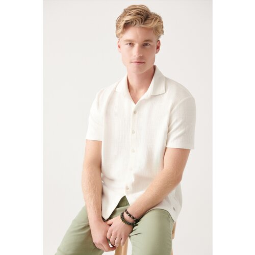 Avva Men's White Knitted Jacquard Classic Collar Cotton Short Sleeve Standard Fit Regular Fit Shirt Slike