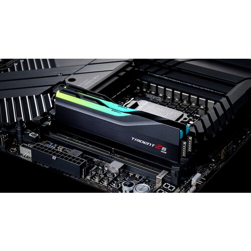 G.skill pomnilnik trident z rgb 32GB kit (2x16GB) DDR5-5600MHz Slike