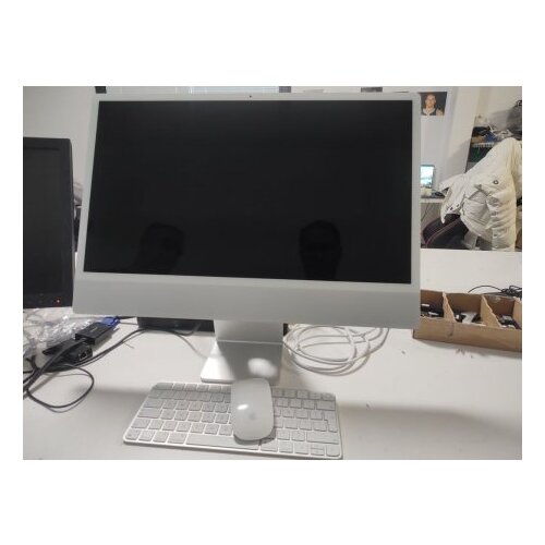 Apple iMAC 24: SILVER/M3 8C CPU/10C GPU/8GB/512GB-ZEE (mqrk3ze/a) OUTLET Cene