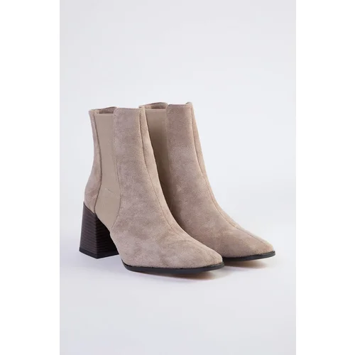 Trendyol Mink Chunky Block Heel Boots