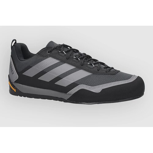 Adidas Skychaser Solo 3 Superge cblack / carbon / grefou Slike