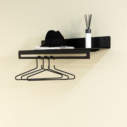 Spinder Design Črn kovinski stenski obe&amp;scaron;alnik s polico Sway &amp;ndash; Slike