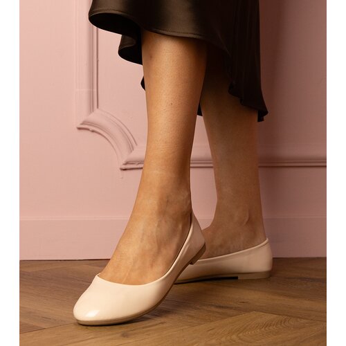 D/CEO marka niezdefiniowana Beige patent ballet flats Aurika Slike
